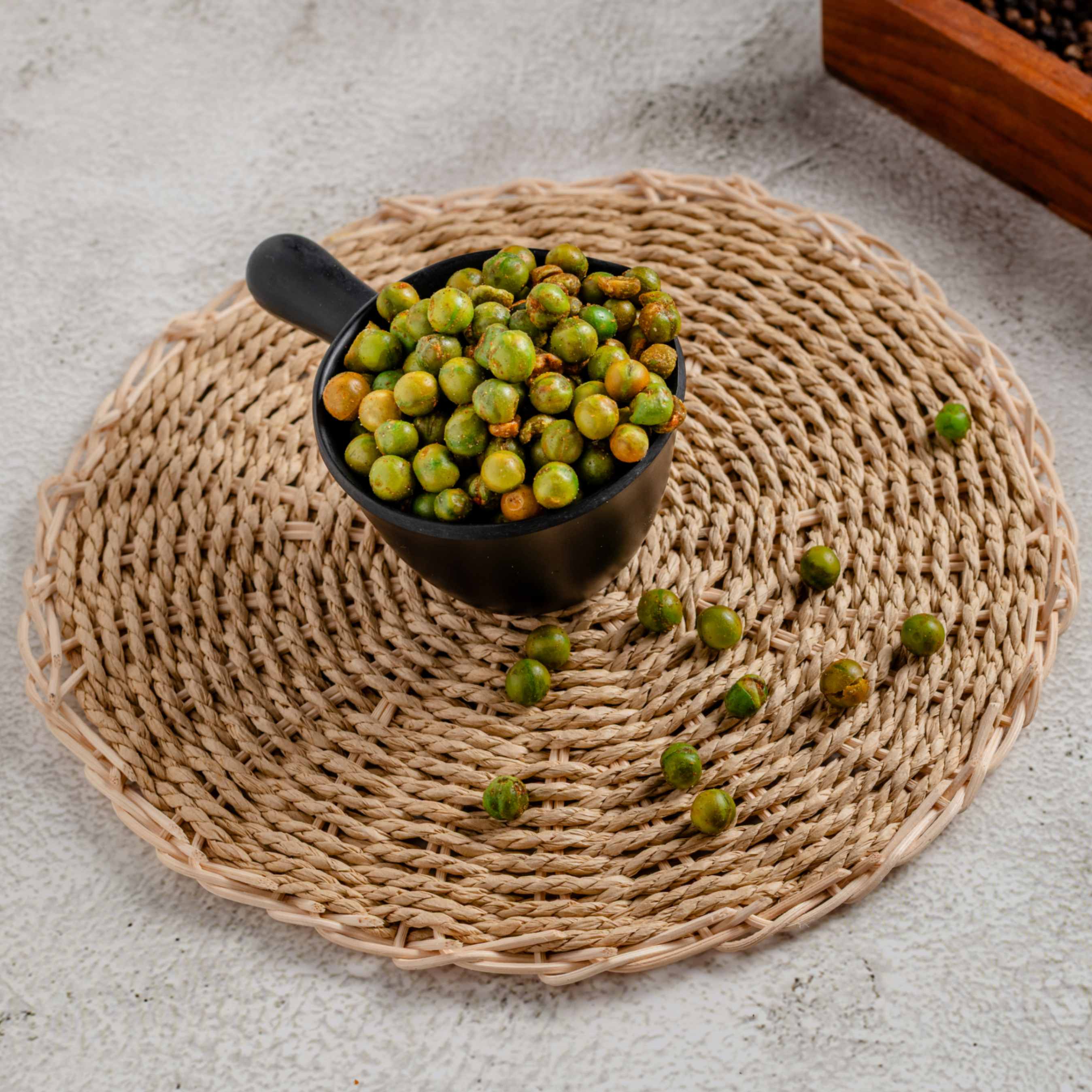 Buy fried green peas online from World of Mysore Pak – crunchy, flavorful snack perfect for tea-time or parties.