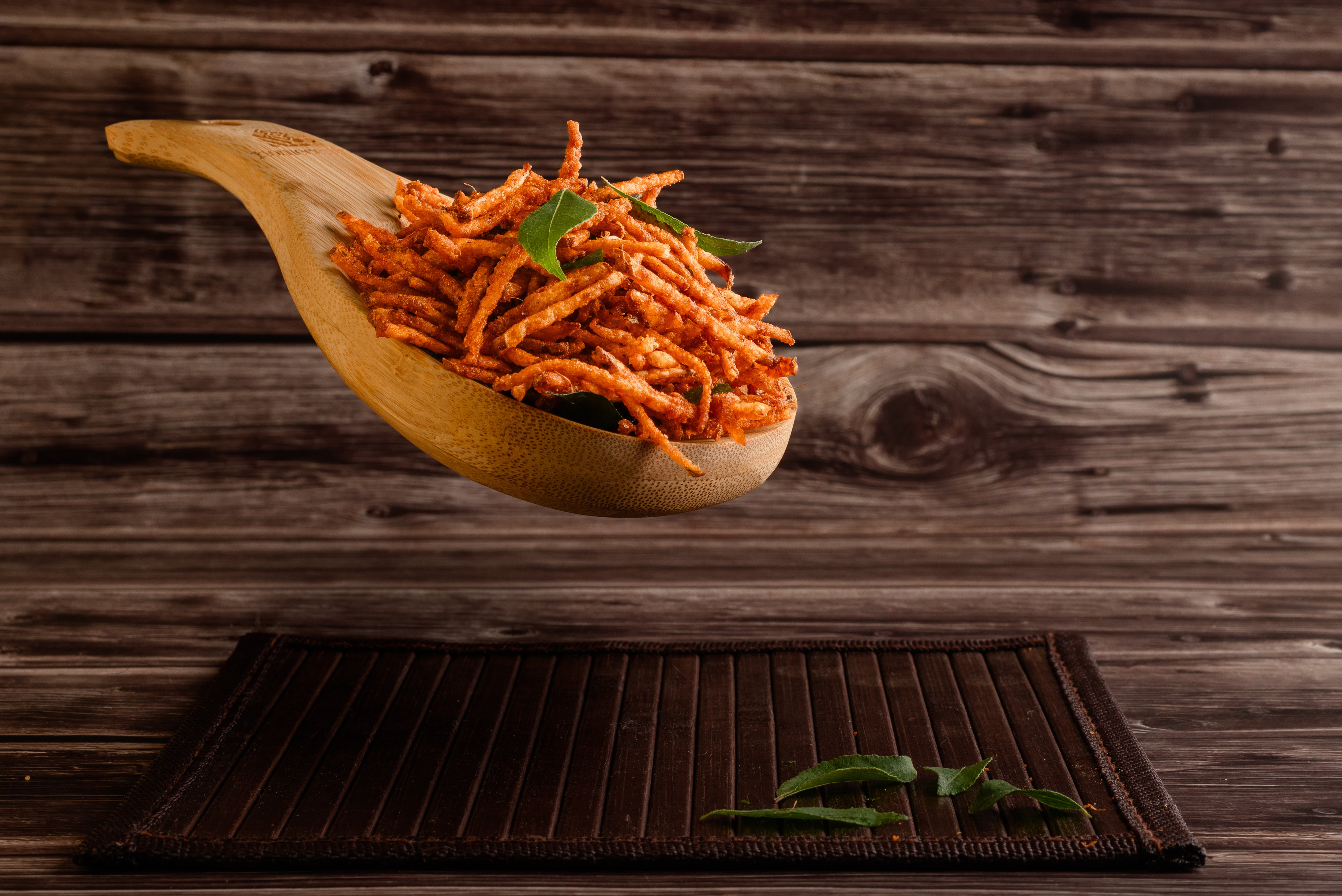 Buy Aloo Finger Chips online at World of Mysore Pak. These potato strings are a tasty twist on classic potato stick chips.