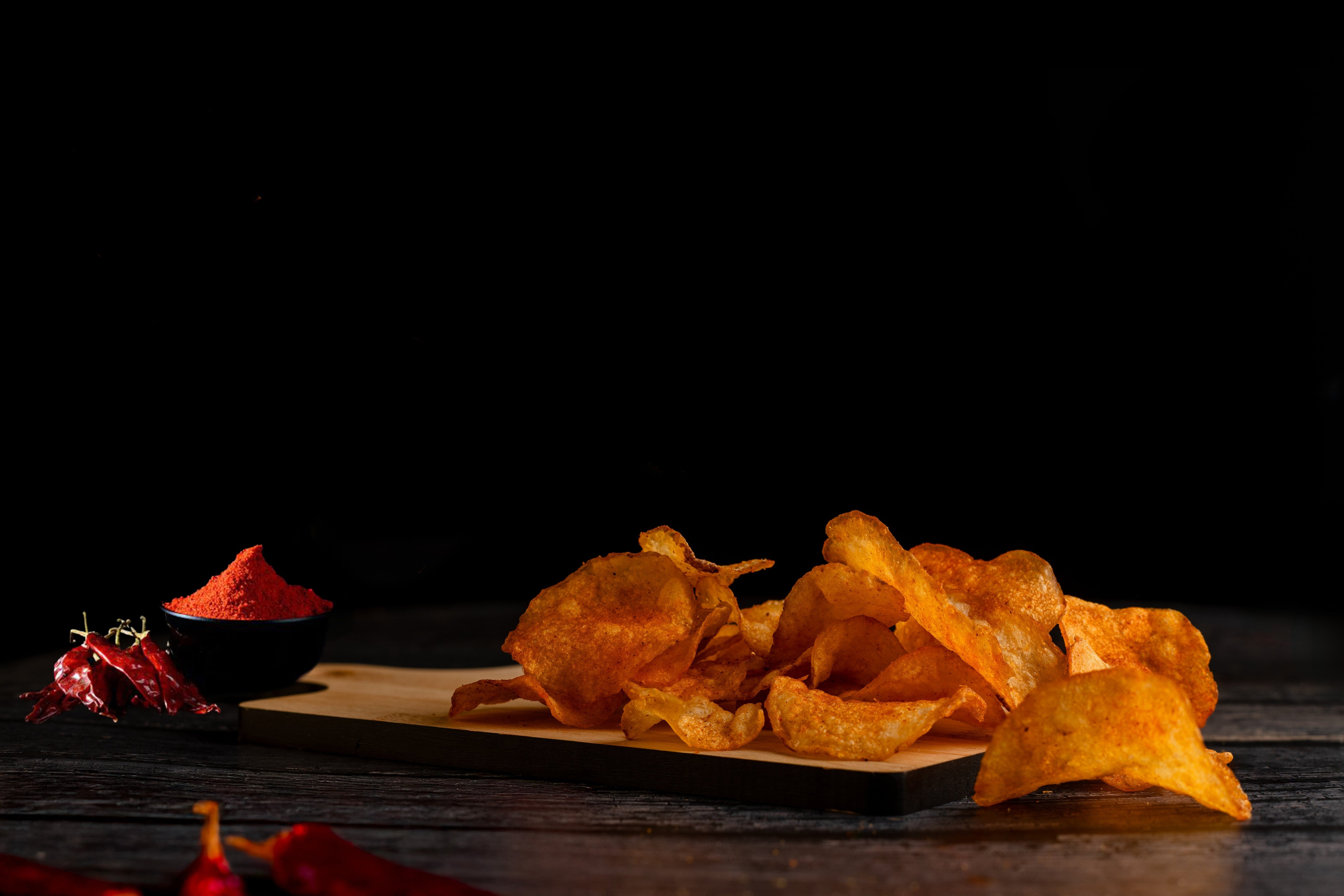Buy Indian Spicy Chips online at World of Mysore Pak. Kara chips with a chilli twist and masala crunch.